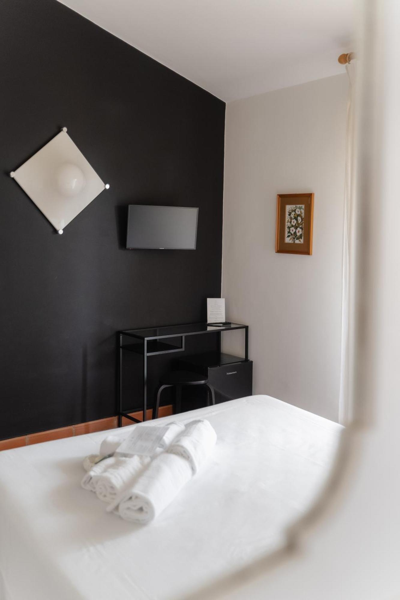 Mami Sabaudia Hotel Εξωτερικό φωτογραφία