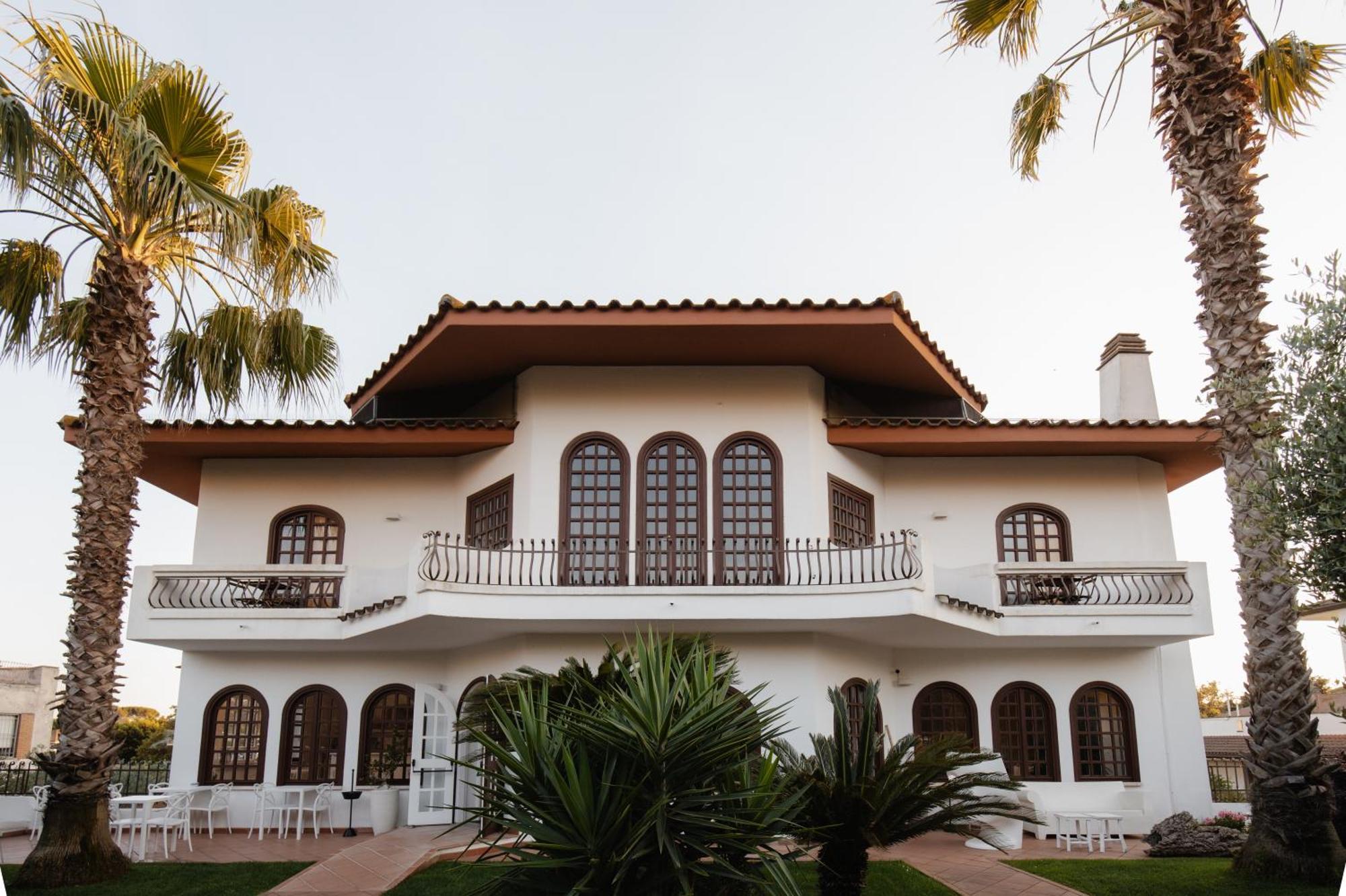 Mami Sabaudia Hotel Εξωτερικό φωτογραφία